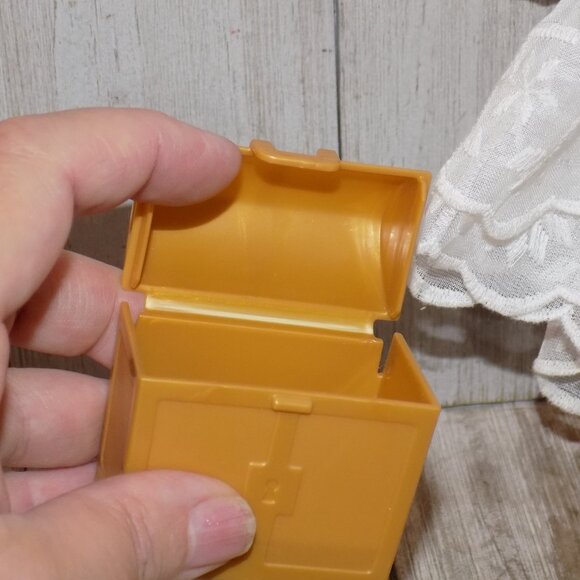 TRUNK PLASTIC BUILDING TOY TREASURE CHEST - Picture 5 of 8